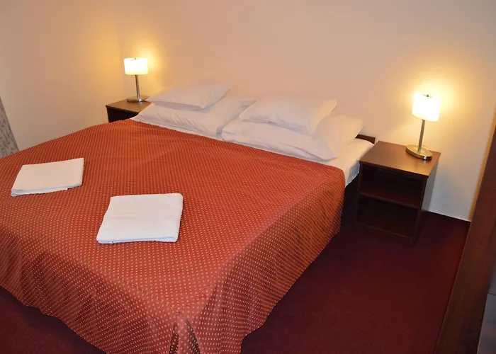 أرينا 3* براغ