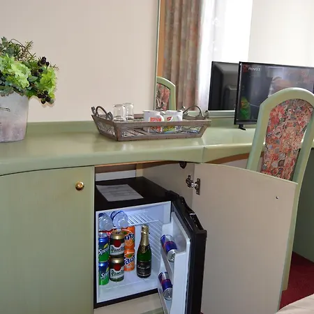 Hotel Aréna 3*